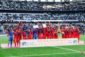 会员大会上施洛特贝克没和凯尔握手，记者：相关人员说没矛盾