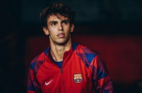 斯基拉：那不勒斯即将与奥利韦拉续约至2030年，年薪220万欧